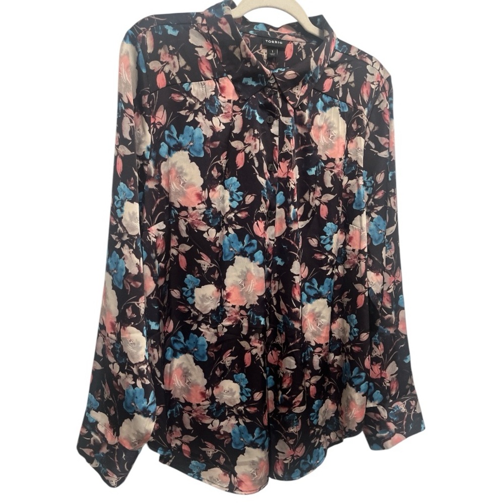 TORRID Madison Long Sleeve Floral Satin Black Button Shirt Blouse size 14 - 16 - Picture 6 of 11